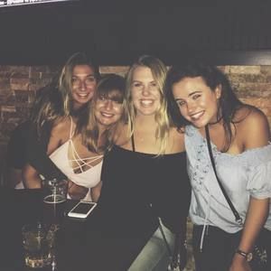 Meet your Posher, Scarlet